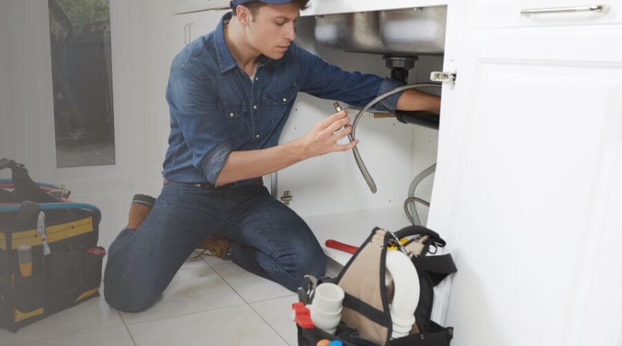 Local tankless water heater installation in Garnavillo, IA